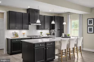 9073 Ballotade St, Upper Marlboro, MD 20772 - Photo 4