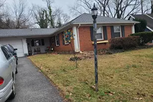 12902 Brunswick Ln, Bowie, MD 20715 - Photo 8