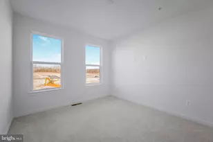 16013 Hyde Pk Pl, Bowie, MD 20716 - Photo 36