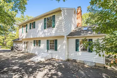 6935 Pineway, University Park, MD 20782 - Photo 12