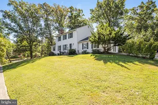 6935 Pineway, University Park, MD 20782 - Photo 14