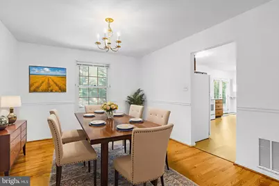 6935 Pineway, University Park, MD 20782 - Photo 4