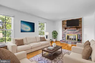 6935 Pineway, University Park, MD 20782 - Photo 2