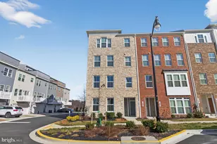 100 Lawndale Dr, Bowie, MD 20716 - Photo 34