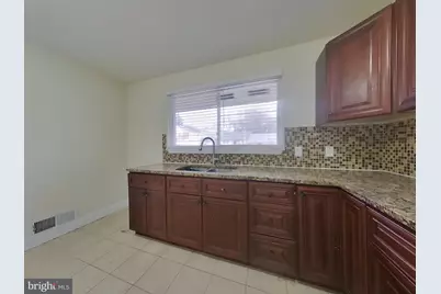 3105 Bellbrook Court, Temple Hills, MD 20748 - Photo 4