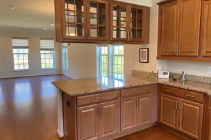 818 Admirals Way, Oxon Hill, MD 20745 - Photo 10