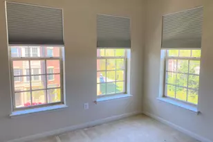 818 Admirals Way, Oxon Hill, MD 20745 - Photo 18