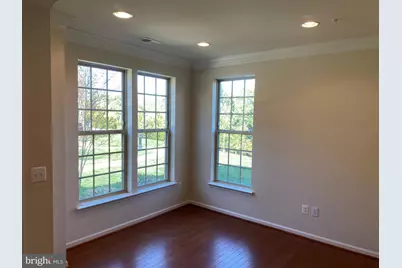 818 Admirals Way, Oxon Hill, MD 20745 - Photo 6