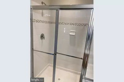 818 Admirals Way, Oxon Hill, MD 20745 - Photo 26