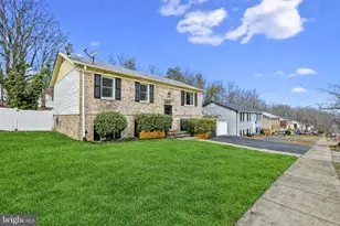 4901 Iverson Pl, Temple Hills, MD 20748 - Photo 4