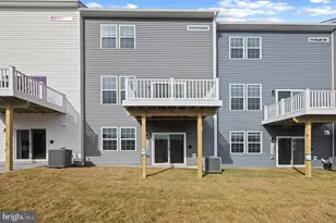 5201 Manor Park Dr, Upper Marlboro, MD 20772 - Photo 46