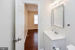 2115 N Anvil Ln, Temple Hills, MD 20748 - Photo 32
