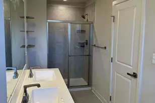 2823 Toles Park Dr, Suitland, MD 20746 - Photo 14