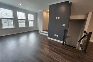 2823 Toles Park Dr, Suitland, MD 20746 - Photo 12