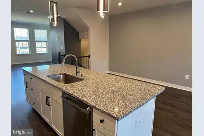 2823 Toles Park Drive, Suitland, MD 20746 - Photo 4