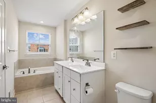 2823 Toles Park Dr, Suitland, MD 20746 - Photo 16