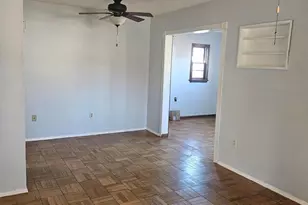 905 Lindsay Rd, Oxon Hill, MD 20745 - Photo 4