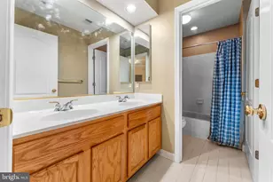17203 Longleaf Dr, Bowie, MD 20716 - Photo 28