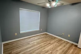 17203 Longleaf Dr, Bowie, MD 20716 - Photo 2