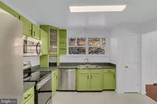 12014 Fairway Manor Ct, Upper Marlboro, MD 20772 - Photo 6