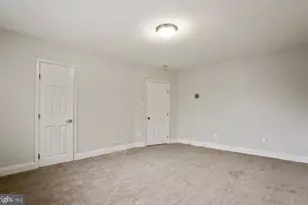 5601 Parker House Terrace, Hyattsville, MD 20782 - Photo 20