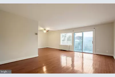 5601 Parker House Terrace #418, Hyattsville, MD 20782 - Photo 8