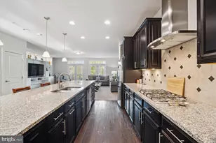 5437 Stream Bank Ln, Greenbelt, MD 20770 - Photo 8