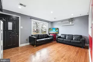 2200 Kent Village Dr, Landover, MD 20785 - Photo 2