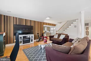 9226 Fowler Ln, Lanham, MD 20706 - Photo 12