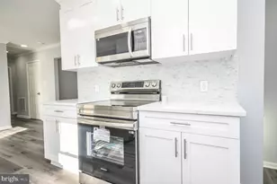 9104 Sheridan Ct, Lanham, MD 20706 - Photo 10