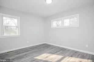 9104 Sheridan Ct, Lanham, MD 20706 - Photo 14