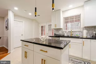 6932 Storch Cir, Lanham, MD 20706 - Photo 10