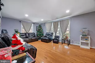 5401 Kenmont Rd, Oxon Hill, MD 20745 - Photo 12