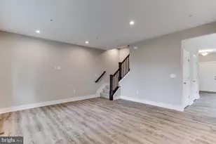 7510 Ingraham St, Hyattsville, MD 20784 - Photo 12