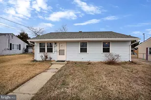 908 Shelby Dr, Oxon Hill, MD 20745 - Photo 2