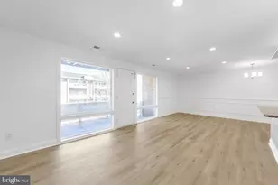 522 Wilson Bridge Dr, Oxon Hill, MD 20745 - Photo 4