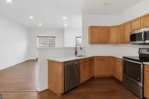 16509 Eastview Ln, Bowie, MD 20716 - Photo 4