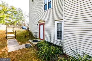 7316 Cipriano Springs Dr, Lanham, MD 20706 - Photo 2