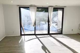 3322 Huntley Sq Dr, Temple Hills, MD 20748 - Photo 12