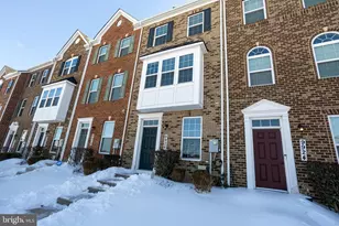 9926 New Pointe Dr, Upper Marlboro, MD 20774 - Photo 2