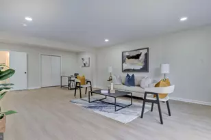 2303 Anvil Ln, Temple Hills, MD 20748 - Photo 2