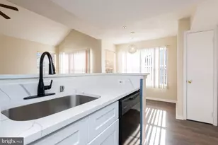 14053 Vista Dr, Laurel, MD 20707 - Photo 12