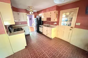 12402 Asbury Dr, Fort Washington, MD 20744 - Photo 6