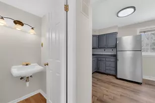 8040 Sandy Spring Rd, Laurel, MD 20707 - Photo 6