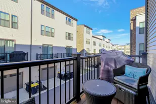 2816 Arts Vista Blvd, Suitland, MD 20746 - Photo 22