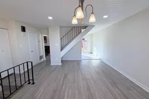 4054 Hanson Oaks Dr, Hyattsville, MD 20784 - Photo 6