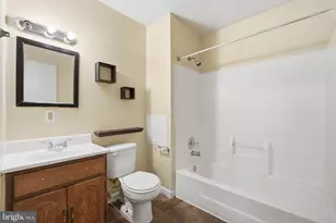 5808 Burgundy St, Capitol Heights, MD 20743 - Photo 10