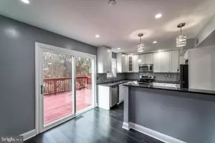 5919 Applegarth Pl, Capitol Heights, MD 20743 - Photo 8