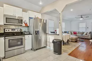 310 70th Pl, Capitol Heights, MD 20743 - Photo 4