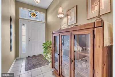 9800 Stonewood Court, Upper Marlboro, MD 20772 - Photo 4